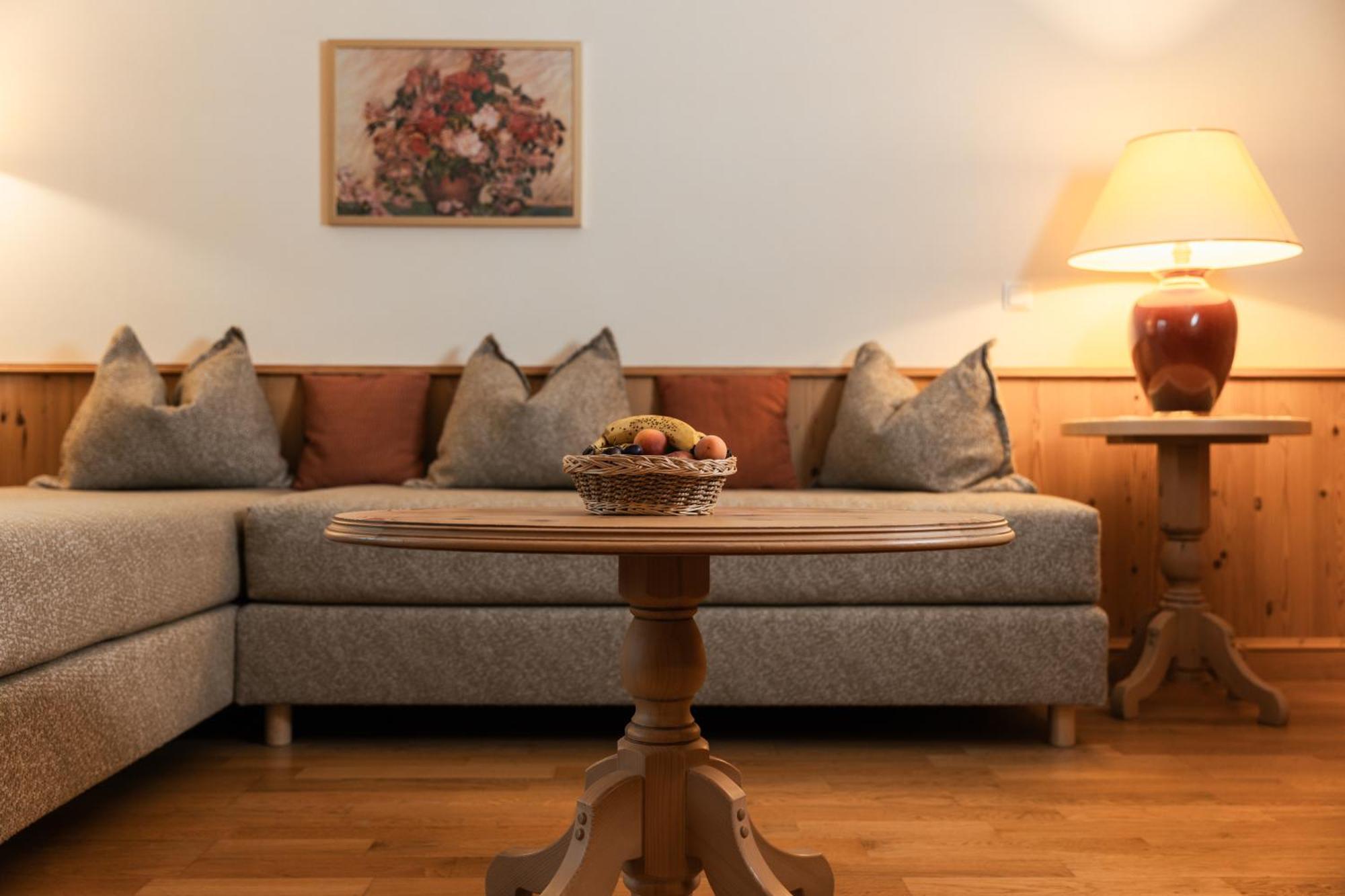 Luech Da Pcei Hotel San Cassiano  Buitenkant foto